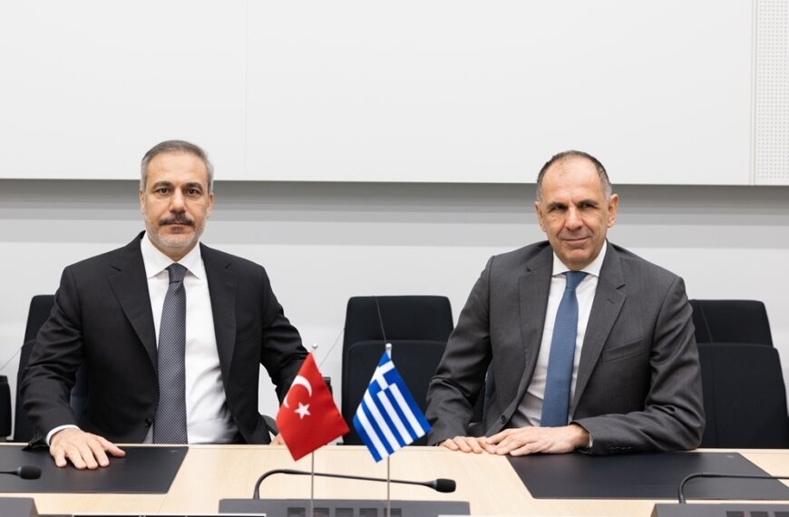 Gerapetritis ve Fidan Brüksel’de bir araya geldi