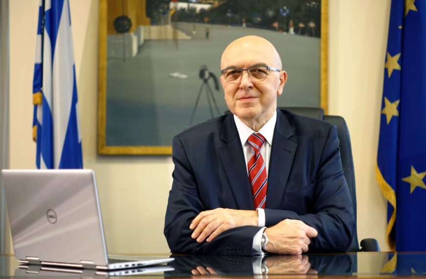 Dışişleri Bakan Yardımcısı Frangoyannis istifa etti!