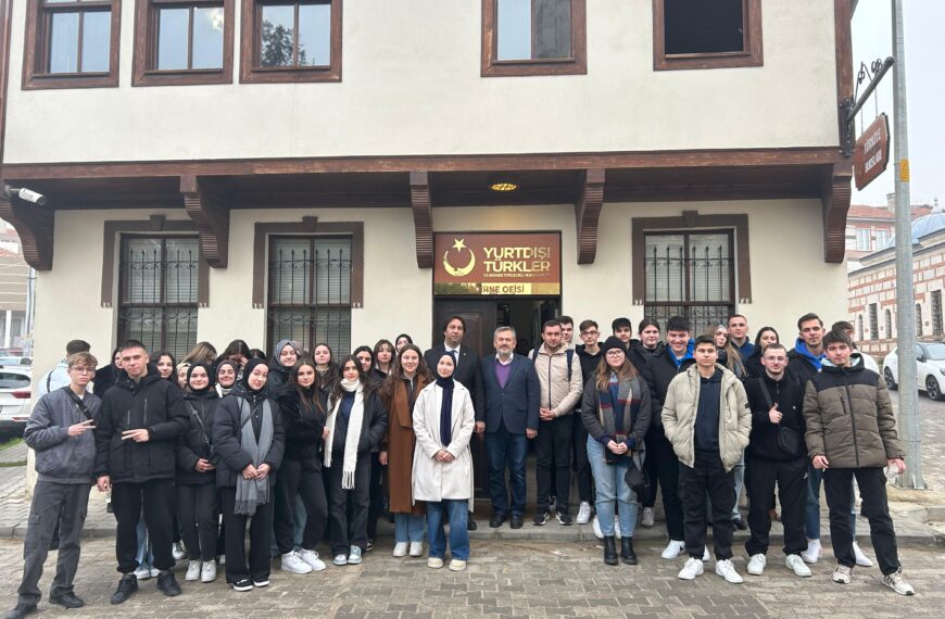 İskeçe Türk Birliği’den öğrencilere yönelik üniversite tanıtım gezisi