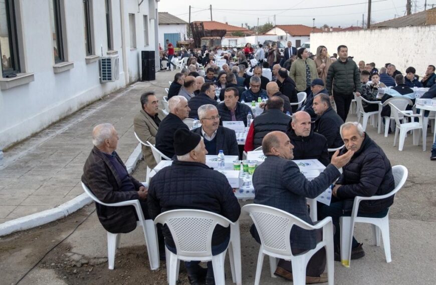 Demirbeyli’deki iftar yoğun katılımla gerçekleşti…