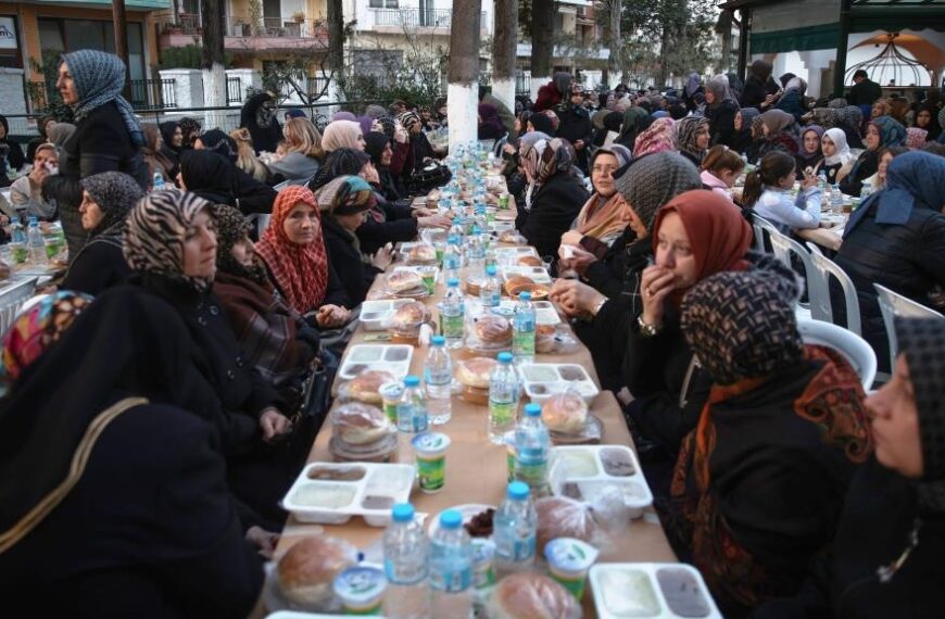Batı Trakya’daki toplu iftarlar, Türkler arasında dayanışma ve kardeşliğin sembolü