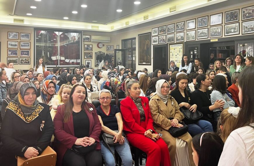 İskeçe Türk Birliği’nde Anneler Günü coşkusu…