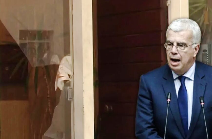 ND milletvekili Simopulos’un evine saldırı!