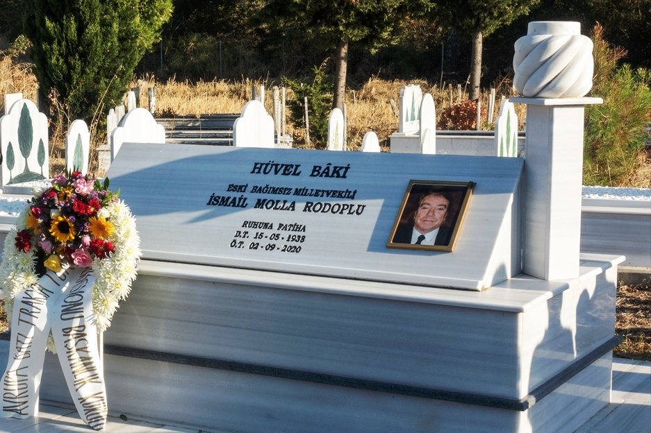 Rodoplu kabri başında anıldı…