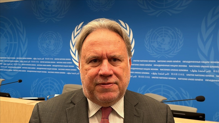 Katrougalos’a göre, ABD’nin Venezuela ve Grönland adımı müdahalecilik geleneğinin parçası