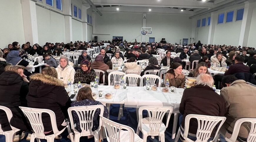 Kozlukebir Belediyesi’nin Ramazan Sofrasında Birlik Mesajı…