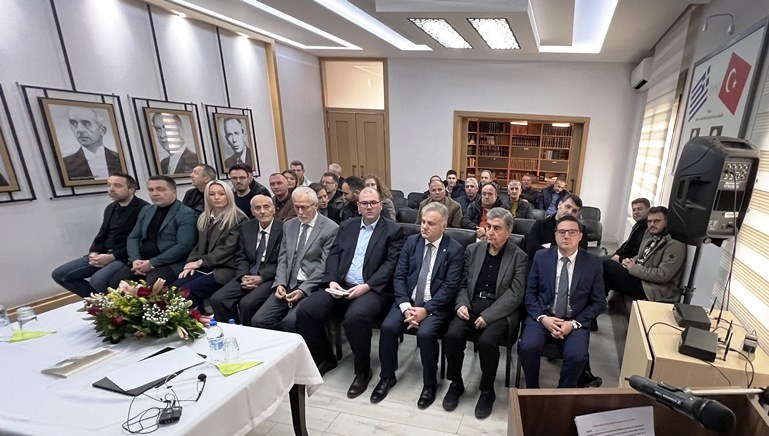 Batı Trakya’nın “unutulan dönemi” kitapla gün yüzüne çıktı! Hemetli’nin tarihi Gümülcine’de konuşuldu…