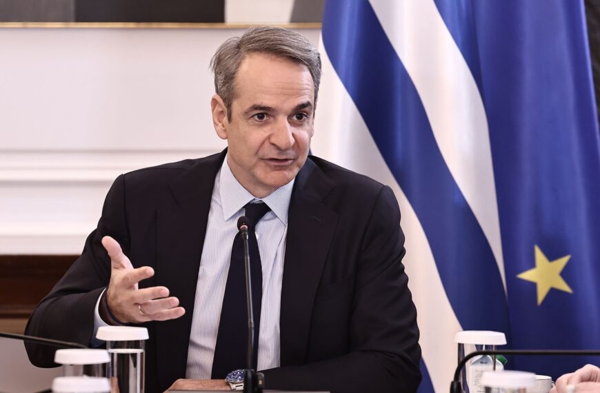 Miçotakis’ten Samaras’a gönderme: “Kaygı tüccarları susmalı”