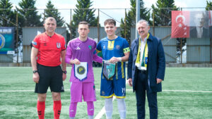 Kocaelispor U19–İskeçe Türk Birliği maçında dostluk kazandı