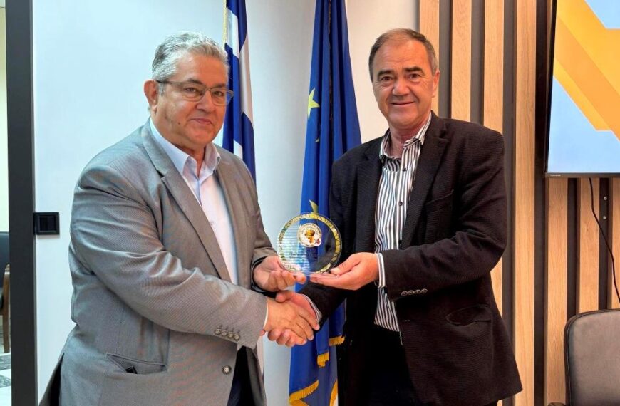 KKE Genel Sekreteri Kutsumbas’tan, Maronya – Şapçı Belediyesi’ne ziyaret…